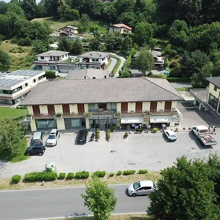 Hotel Cavaria 2*