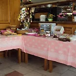 Cavaria Hotel 2*