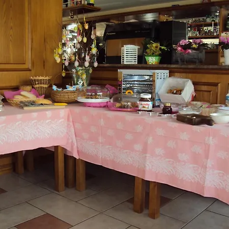 Cavaria Отель 2*